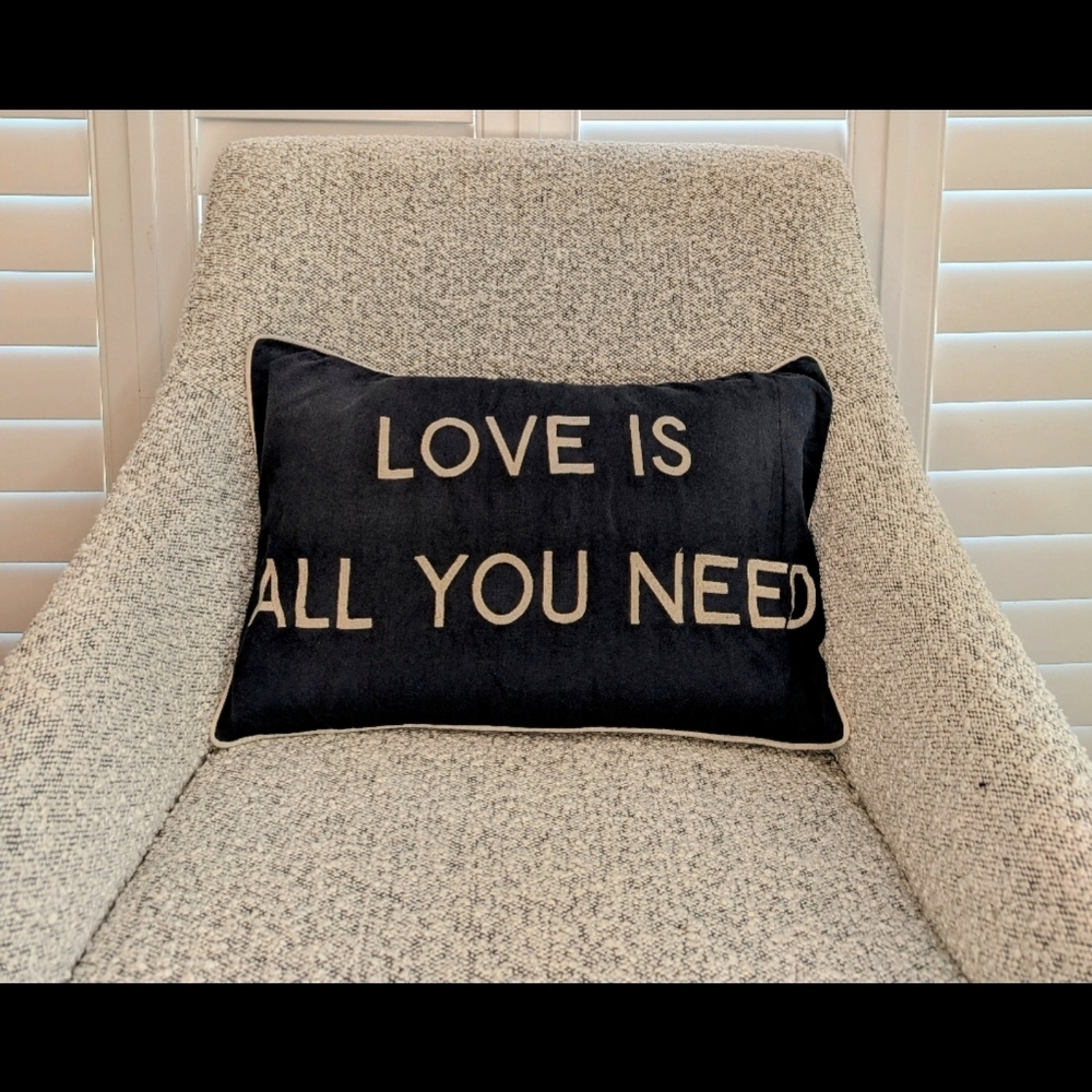 2 Throw Cushions- Love Is All You Need - Black And Cream